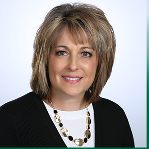 Photo of Lorri Sapa
